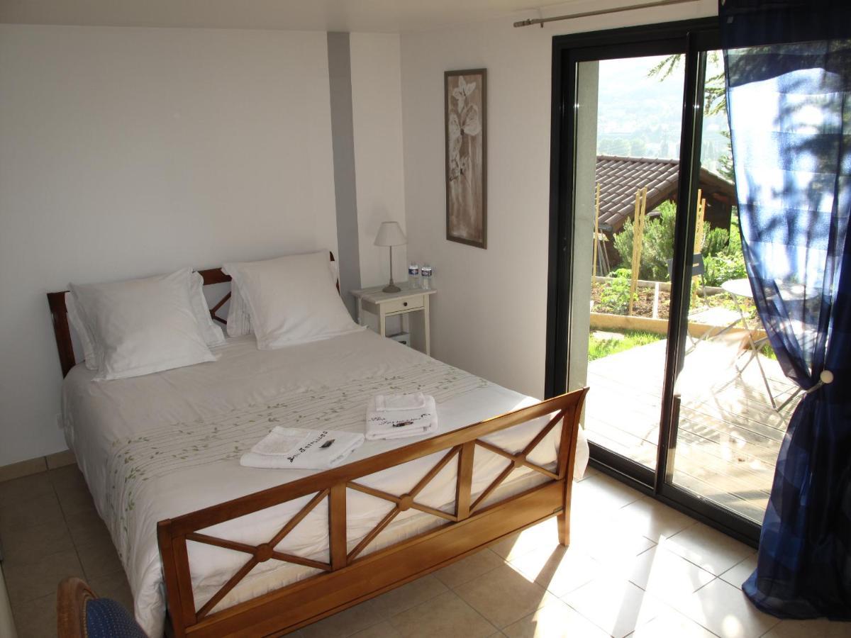 Les Terrasses De Rochetaillee Bed & Breakfast Exterior photo